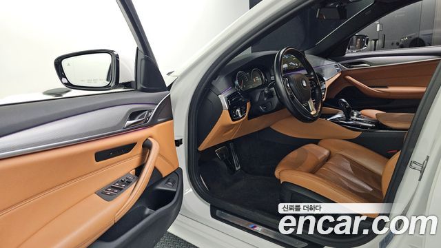BMW 5-Series 530i xDrive M Sport Package