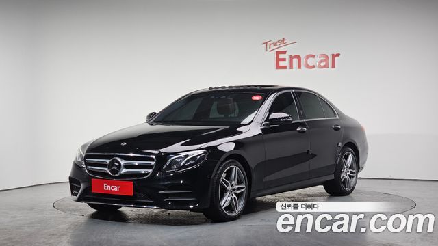 Mercedes-Benz E-Class E300 4MATIC AMG Line