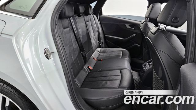 Audi A4 40 TFSI Premium