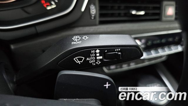 Audi A4 40 TFSI Premium