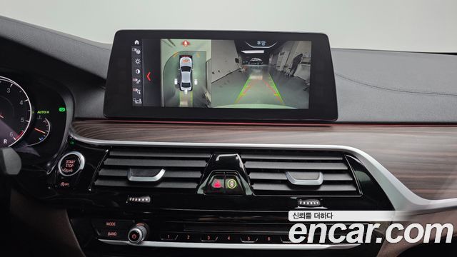 BMW 5-Series 520d M Sport Package Plus