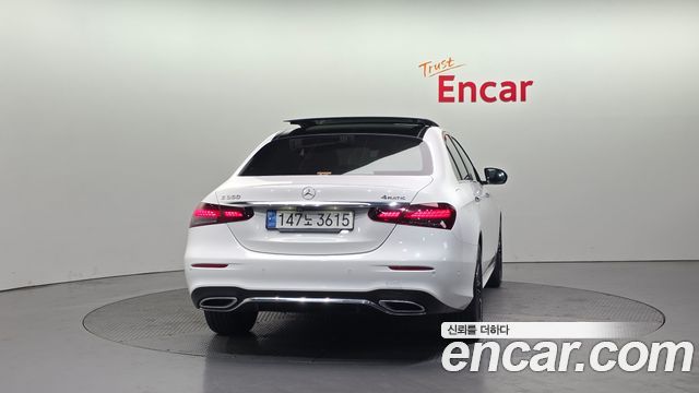 Mercedes-Benz E-Class E350 4MATIC AMG Line