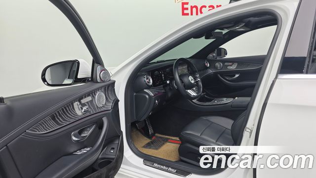 Mercedes-Benz E-Class E350 4MATIC AMG Line