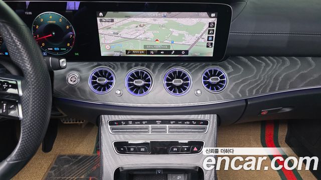 Mercedes-Benz E-Class E350 4MATIC AMG Line