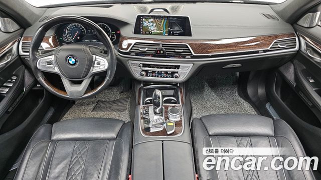 BMW 7-Series 750Li xDrive