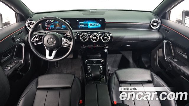 Mercedes-Benz A-Class A220 Hatchback