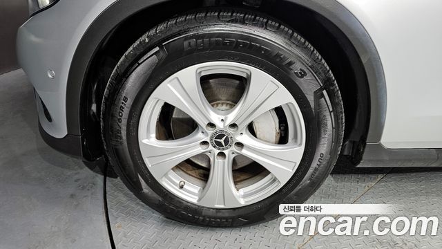Mercedes-Benz GLC-Class GLC220 d 4MATIC