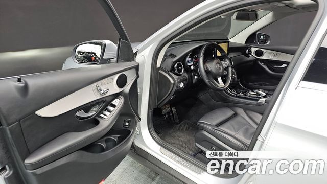 Mercedes-Benz GLC-Class GLC220 d 4MATIC