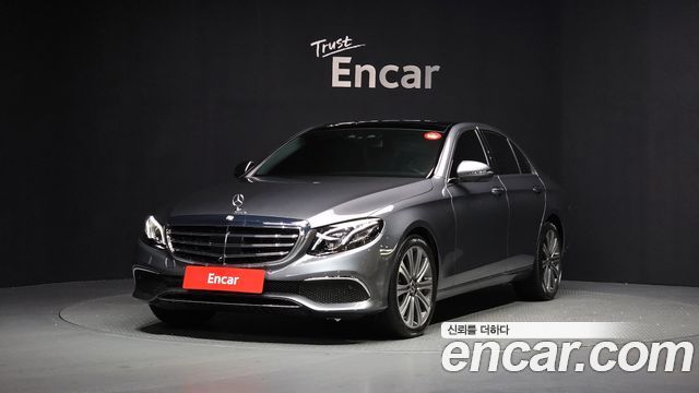 Mercedes-Benz E-Class E400 4MATIC Exclusive