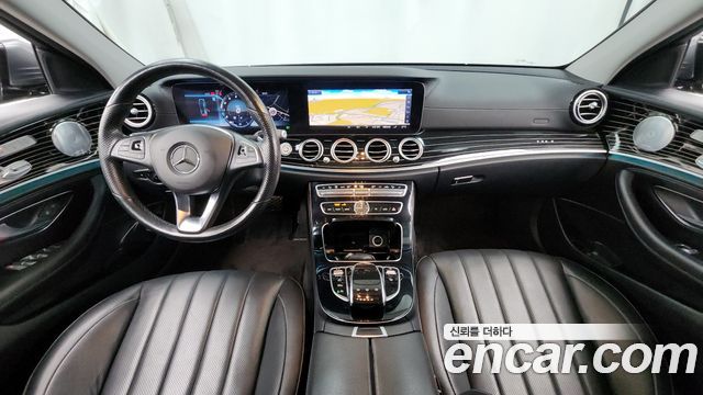 Mercedes-Benz E-Class E400 4MATIC Exclusive