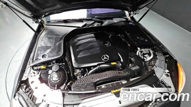 Mercedes-Benz C-Class C200 Cabriolet