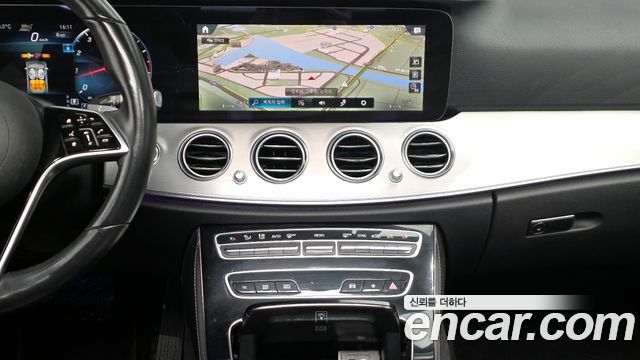 Mercedes-Benz E-Class E250 Avantgarde