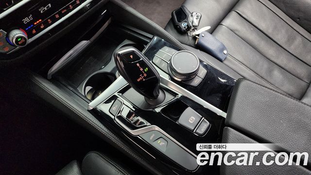 BMW 5-Series 530e M Sport