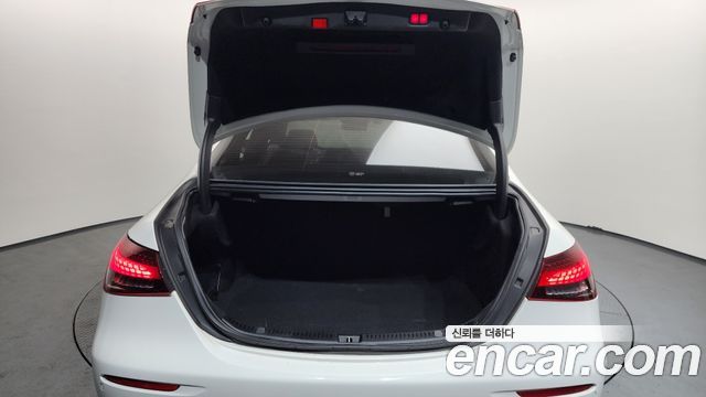 Mercedes-Benz E-Class E250 Avantgarde