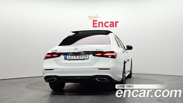 Mercedes-Benz E-Class E350 4MATIC AMG Line