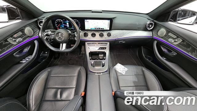 Mercedes-Benz E-Class E350 4MATIC AMG Line