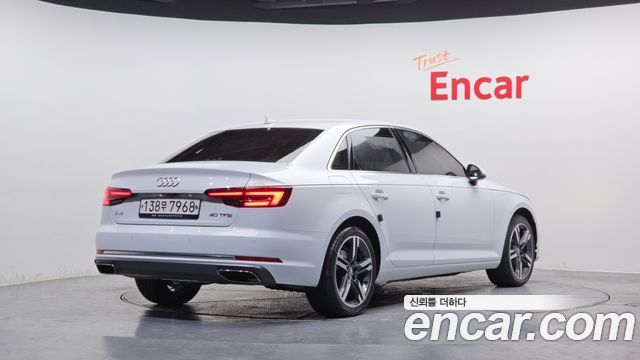 Audi A4 40 TFSI Premium