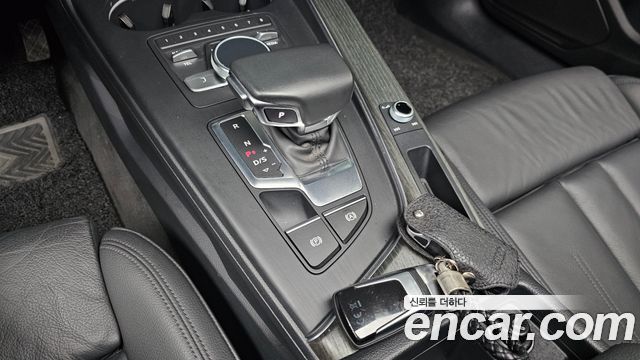Audi A4 40 TFSI Premium