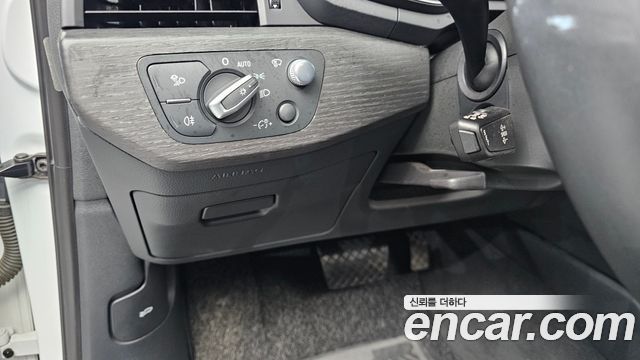 Audi A4 40 TFSI Premium