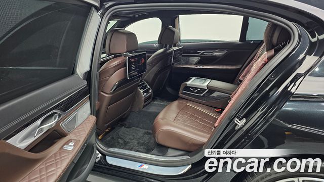 BMW 7-Series 730Ld xDrive M Sport