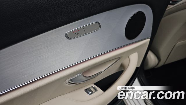 Mercedes-Benz E-Class E250 Avantgarde
