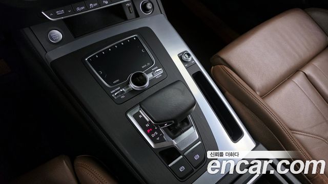 Audi Q5 45 TFSI Quattro Premium
