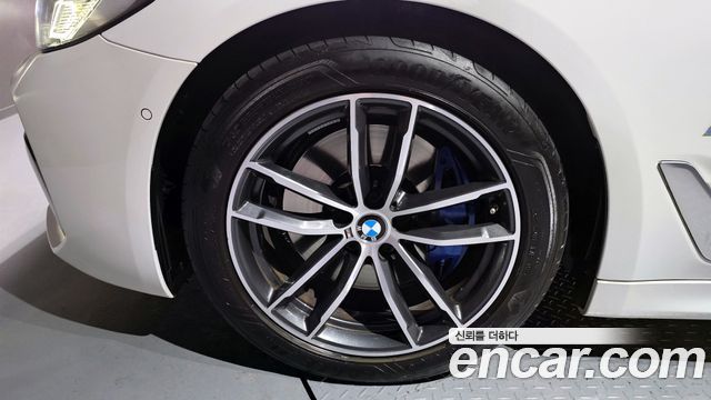 BMW 5-Series 520i M Sport