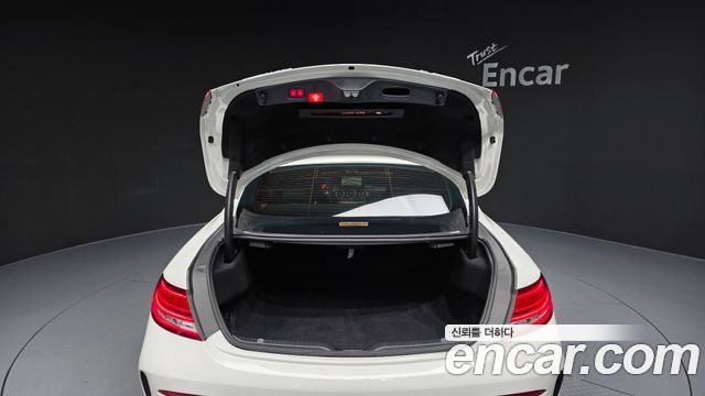 Mercedes-Benz C-Class C63 S AMG Coupe