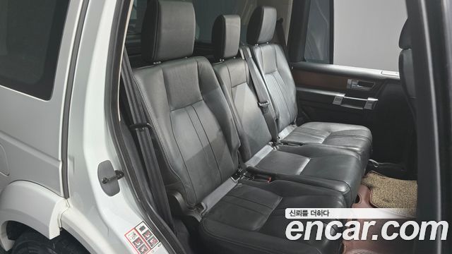 Land Rover Discovery 3.0 SDV6 SE
