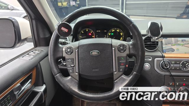 Land Rover Discovery 3.0 SDV6 SE