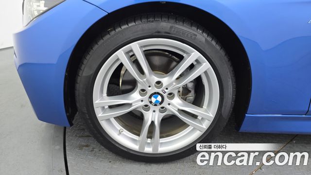 BMW 3Series (F30) 330i M Sport Shadow