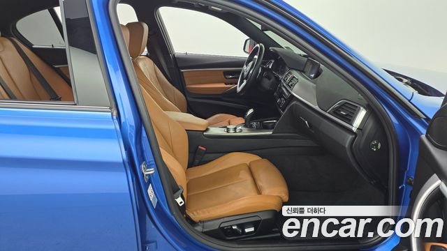 BMW 3Series (F30) 330i M Sport Shadow