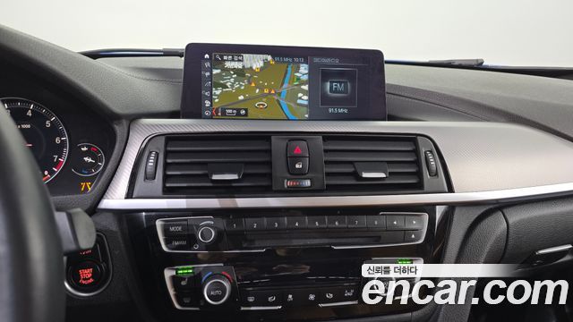 BMW 3Series (F30) 330i M Sport Shadow