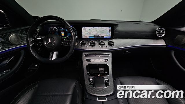 Mercedes-Benz E-Class E350 4MATIC AMG Line
