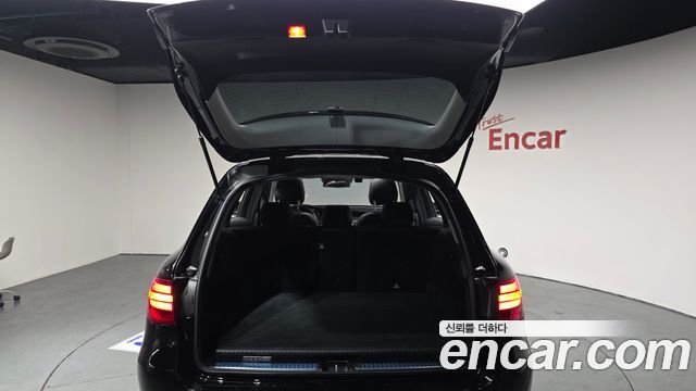 Mercedes-Benz GLC-Class GLC350e 4MATIC Premium