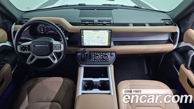 Land Rover Defender 110 P300 X-Dynamic SE