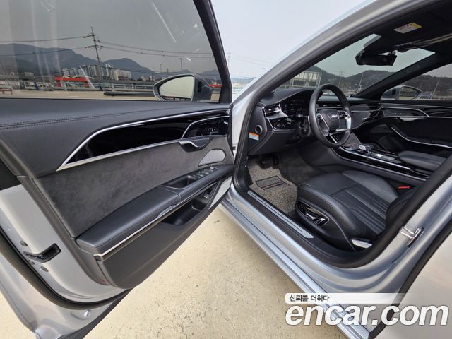 Audi A8 55 TFSI Quattro LWB