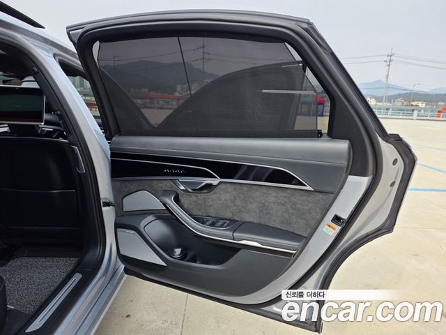 Audi A8 55 TFSI Quattro LWB