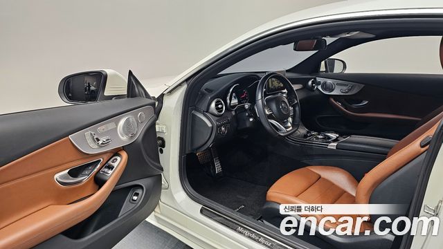 Mercedes-Benz C-Class C200 Coupe