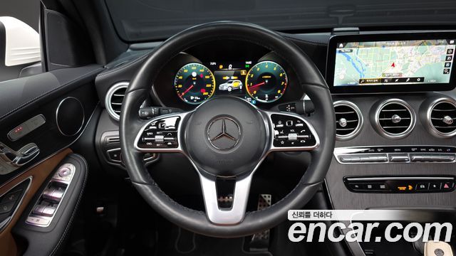 Mercedes-Benz GLC-Class GLC300 4MATIC
