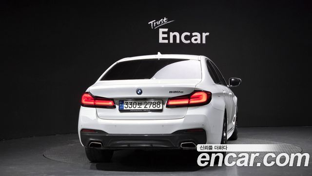 BMW 5-Series 530e M Sport