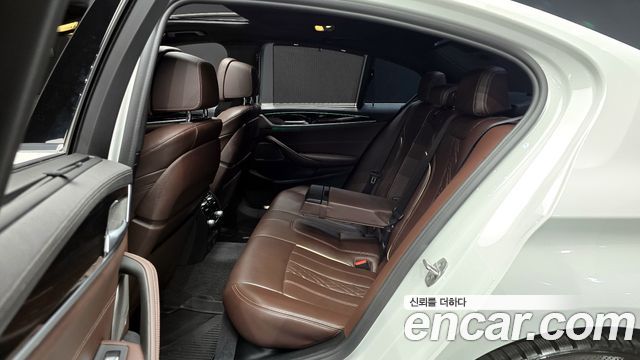 BMW 5-Series 530e M Sport