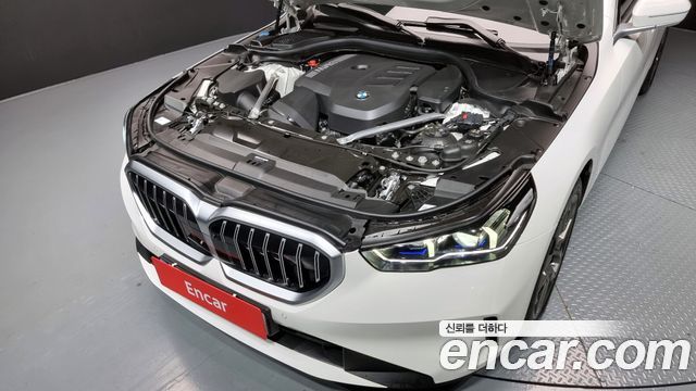 BMW 5-Series 520i