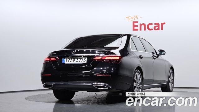 Mercedes-Benz E-Class E450 4MATIC Exclusive