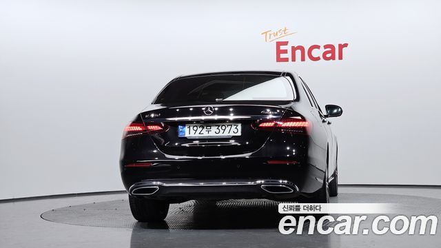 Mercedes-Benz E-Class E450 4MATIC Exclusive