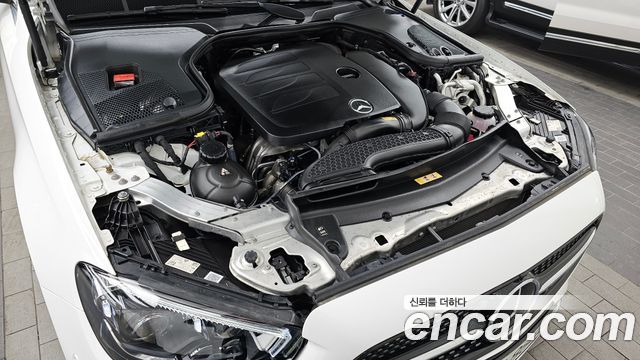 Mercedes-Benz E-Class E350 4MATIC AMG Line