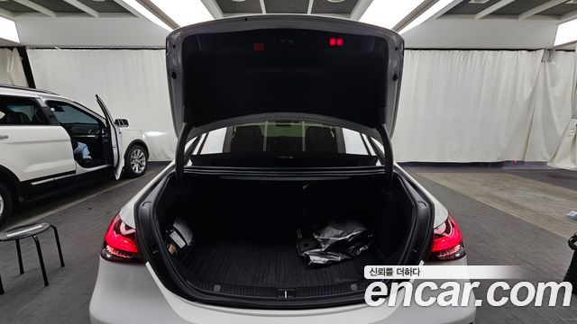 Mercedes-Benz E-Class E350 4MATIC AMG Line