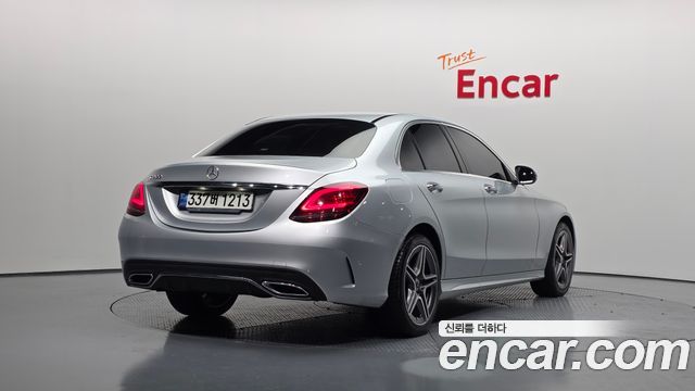 Mercedes-Benz C-Class C200 AMG Line