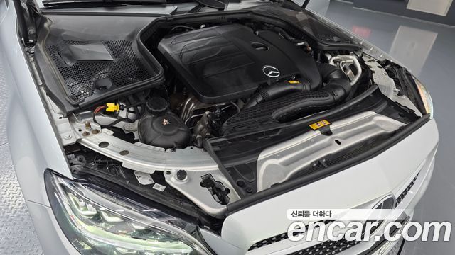 Mercedes-Benz C-Class C200 AMG Line