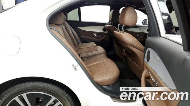 Mercedes-Benz E-Class E250 Avantgarde